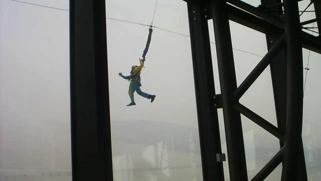 Repräsentatives Sportbild fuer Bungee Jumping