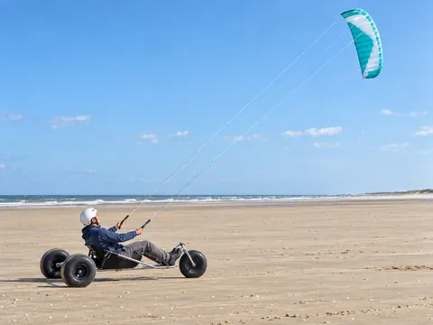 Ilustración generada por IA: Kite buggy