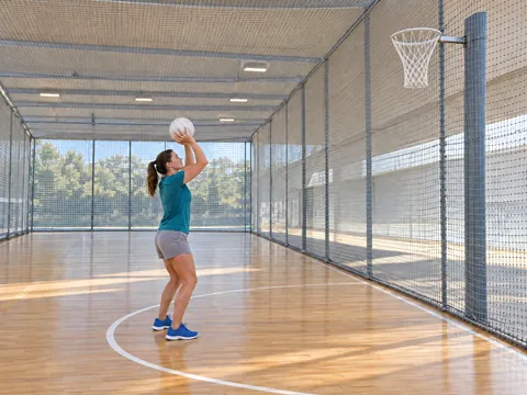 Ilustración generada por IA: Netball indoor