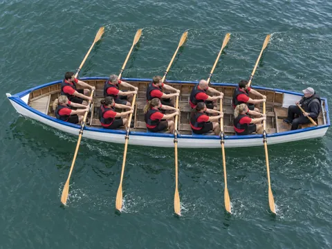 Illustration générée par IA: Aviron en cotre